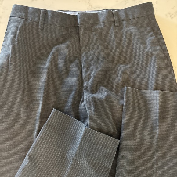 Kirkland Flat Front Dress Chinos Small Check Pattern Men's 34x30 Blue/Gray EUC - Picture 2 of 7